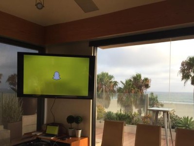 Snapchat（探索Snapchat如何成为年轻人追捧的热门社交平台）