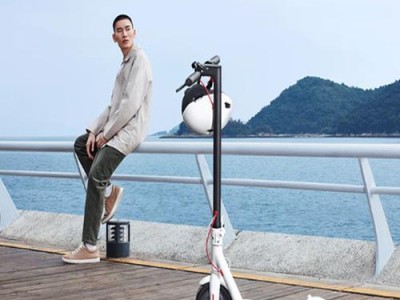 小米电滑板（便携轻巧，智能出行利器）