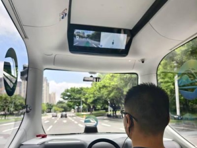 百度自动驾驶（AI驱动，安全智能，百度自动驾驶领先行业）